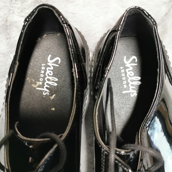 Shellys London - Picture 7 of 9